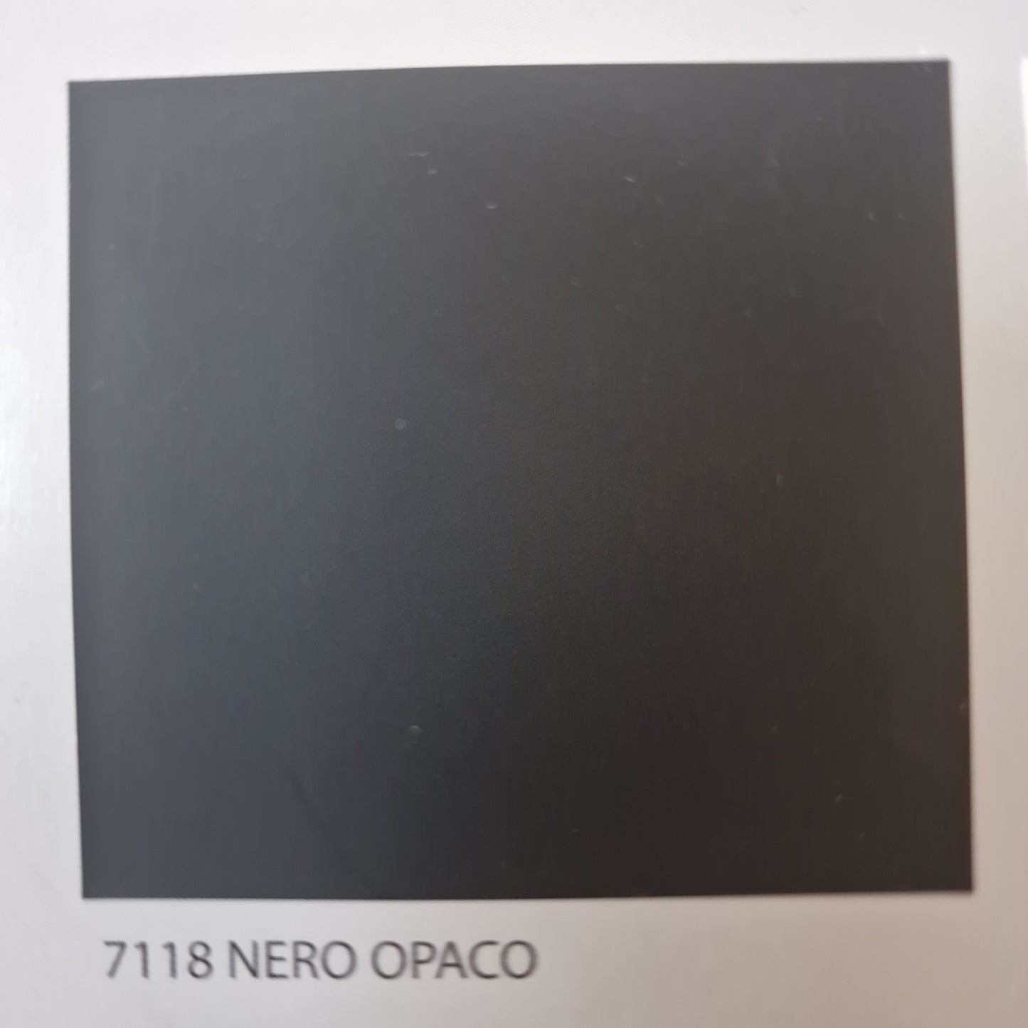 SMALTO ANTIRUGGINE PERTRE NERO OPACO 0,75Lt